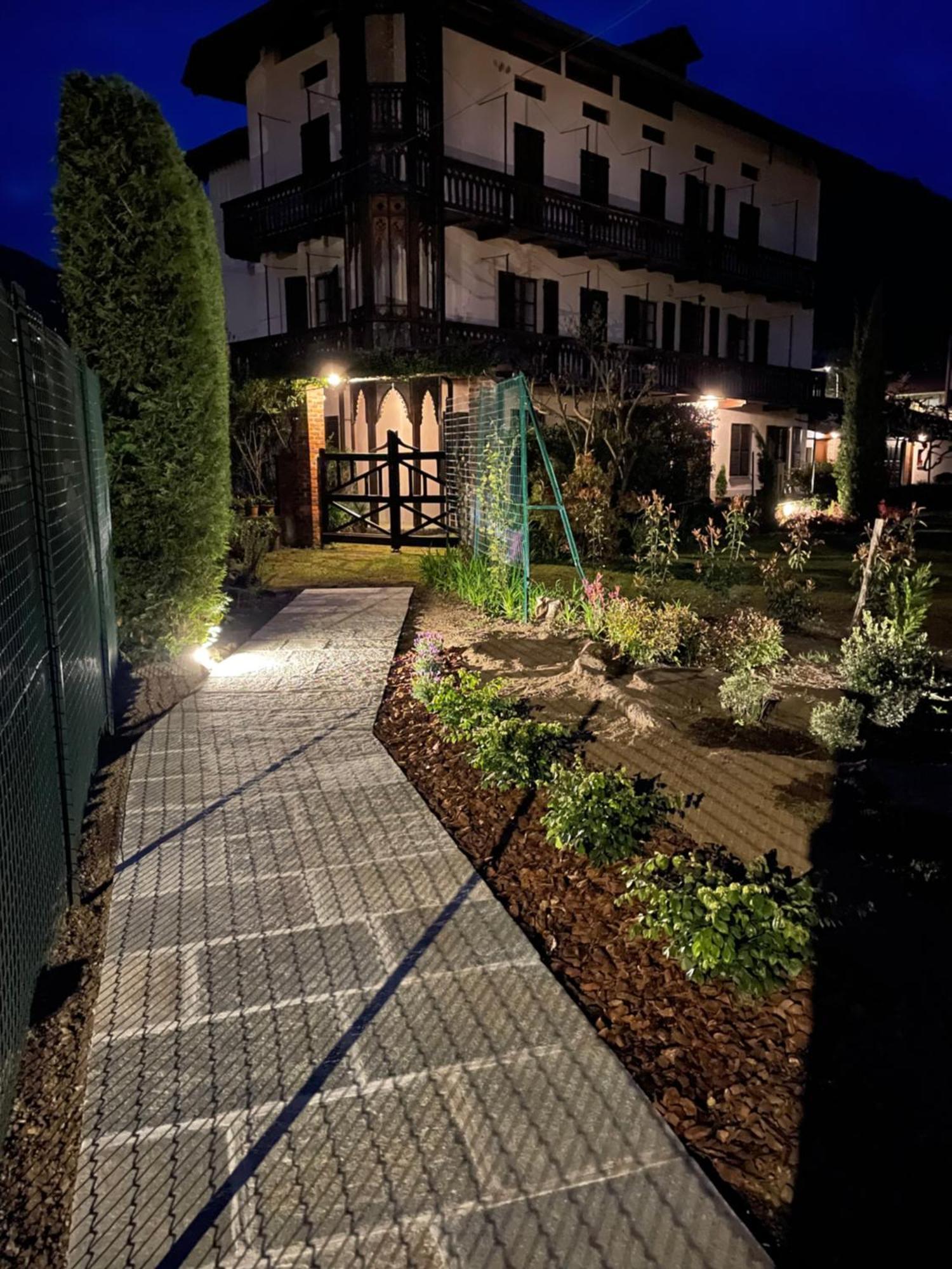 Dimora Fiorita Senior My Holiday Home Varallo Exterior photo